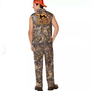Spirit Halloween Cougar Hunter Adult Camo Costume S/M Cosplay Redneck  NWOT A7